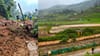 ശക്തമായ മഴ; ഊട്ടി- കൂനൂർ മലയോര പാതയിൽ മണ്ണിടിച്ചിൽ...