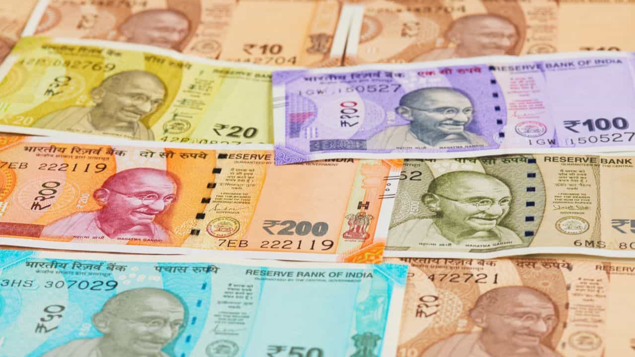 8th Pay Commission: ജനുവരി 1 മുതലുള്ള ശമ്പള കുടിശ്ശിക എത്ര കിട്ടും? ജീവനക്കാർ അറിയേണ്ട പ്രധാന കാര്യങ്ങൾ 8th Pay Commission: ജനുവരി 1 മുതലുള്ള ശമ്പള കുടിശ്ശിക എത്ര കിട്ടും? ജീവനക്കാർ അറിയേണ്ട പ്രധാന കാര്യങ്ങൾ
