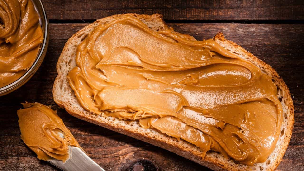 Peanut Butter Recipe: കടയിൽ നിന്ന് വാങ്ങേണ്ട! പീനട്ട് ബട്ടർ ഇനി വീട്ടിൽ ഉണ്ടാക്കാം; മിനിറ്റുകൾ മതി Peanut Butter Recipe: കടയിൽ നിന്ന് വാങ്ങേണ്ട! പീനട്ട് ബട്ടർ ഇനി വീട്ടിൽ ഉണ്ടാക്കാം; മിനിറ്റുകൾ മതി