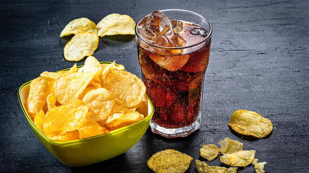 Potato Chips Business: വെറും 50,000 രൂപയിൽ ചിപ്സ് ബിസിനസ്; വീട്ടിൽ നിന്ന് തന്നെ തുടങ്ങാം Potato Chips Business: വെറും 50,000 രൂപയിൽ ചിപ്സ് ബിസിനസ്; വീട്ടിൽ നിന്ന് തന്നെ തുടങ്ങാം