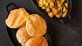 എണ്ണ പിടിക്കില്ല, പൂരി നന്നായി പൊന്തിവരണോ? ടിപ്സിതാ...