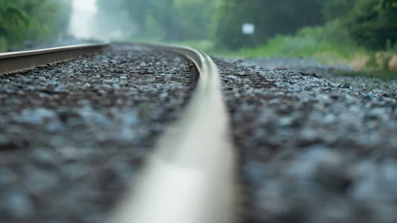 കോഴിക്കോട് റെയിൽവേ പാളത്തിൽ ലോഹം ഉരുകിയ നിലയിൽ കണ്ടെത്തിയ സംഭവം അട്ടിമറി? അന്വേഷണം ആരംഭിച്ചു