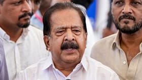 സ്പാകളുടെ മറവിൽ പ്രവർത്തിക്കുന്ന സെക്സ് റാക്കറ്റുകൾക്കെതിരെ...