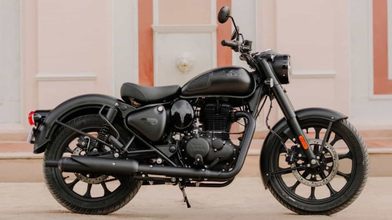 Royal Enfield Classic 350: അൽപം ചെലവ് കൂടും, റോയൽ എൻഫീൽഡ് ക്ലാസ്സിക് 350 യുടെ വിലയിൽ മാറ്റം Royal Enfield Classic 350: അൽപം ചെലവ് കൂടും, റോയൽ എൻഫീൽഡ് ക്ലാസ്സിക് 350 യുടെ വിലയിൽ മാറ്റം