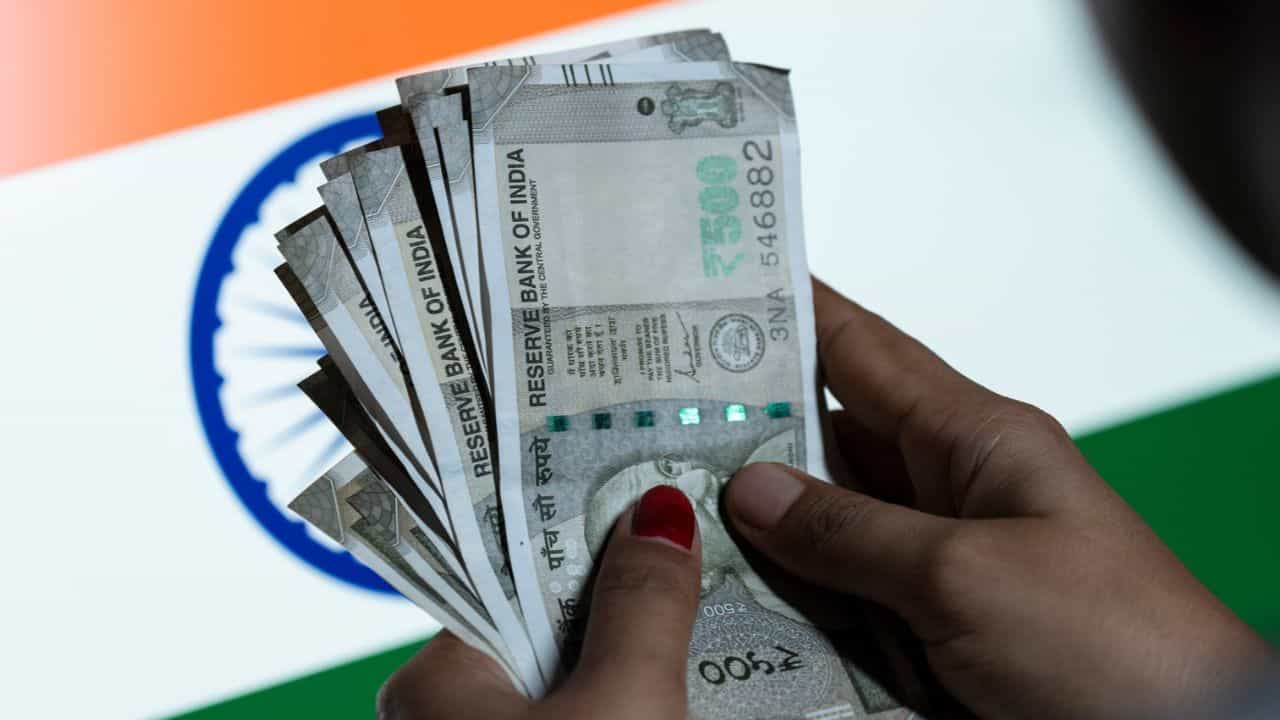 8th Pay Commission: ഫിറ്റ്മെന്റ് ഫാക്ടർ മാറുന്നു, മിനിമം ശമ്പളം 69,000 രൂപയോ? 8-ാം ശമ്പള കമ്മീഷനിൽ നിർണ്ണായക ചർച്ചകൾ! 8th Pay Commission: ഫിറ്റ്മെന്റ് ഫാക്ടർ മാറുന്നു, മിനിമം ശമ്പളം 69,000 രൂപയോ? 8-ാം ശമ്പള കമ്മീഷനിൽ നിർണ്ണായക ചർച്ചകൾ!