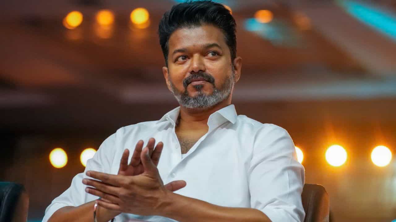 Vijay Thalapathi: വിജയിയെ കാണണോ? ഈ ദിവസം തൃശ്ശൂരിലേക്ക് വിട്ടോളു Vijay Thalapathi: വിജയിയെ കാണണോ? ഈ ദിവസം തൃശ്ശൂരിലേക്ക് വിട്ടോളു
