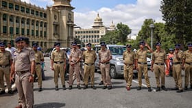 ബെംഗളൂരുവിൽ കള്ളനോട്ട് വേട്ട; 21.68 ലക്ഷം രൂപയുടെ നോട്ടുകൾ...