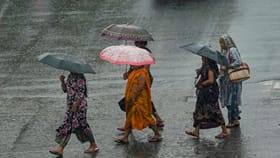 കുടയെടുത്തോ, കനത്ത മഴയാണേ... ശ്രദ്ധിക്കേണ്ടത് 7 ജില്ലക്കാർ