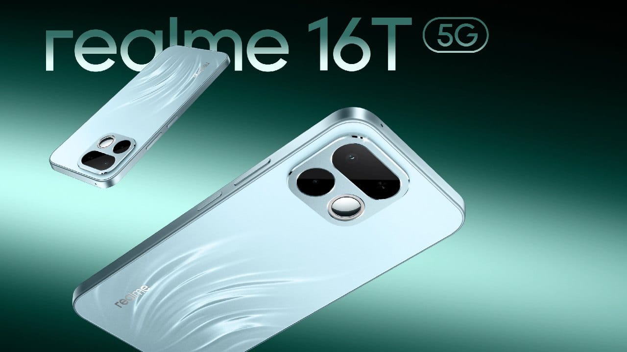 റിയൽമി 16T റിയൽമി 16T 5ജിയുടെ 6GB + 128GB വേരിയന്റിന് 30,999 രൂപയാണ് വില. ഓഫർ സെയിലിൽ ഇത് 29,999 രൂപ വിലയിൽ ലഭ്യമാകും. അതേപോലെ 32,999 രൂപ വിലയുള്ള 8GB + 128GB വേരിയന്റ് 31,999 രൂപ വിലയിലും 35999 രൂപ വിലയുള്ള 8GB + 256GB വേരിയന്റ് 34,999 രൂപ വിലയിലും ലഭ്യമാകും. ഒപ്പം 10 മാസം വരെ നോ കോസ്റ്റ് ഇഎംഐ ഓപ്ഷനുമുണ്ട്.